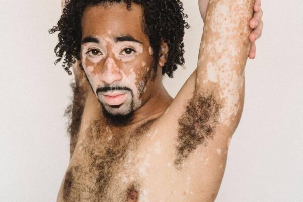 לחקור את התרבות וההיסטוריה התוססת של העיר חיפה בישראל